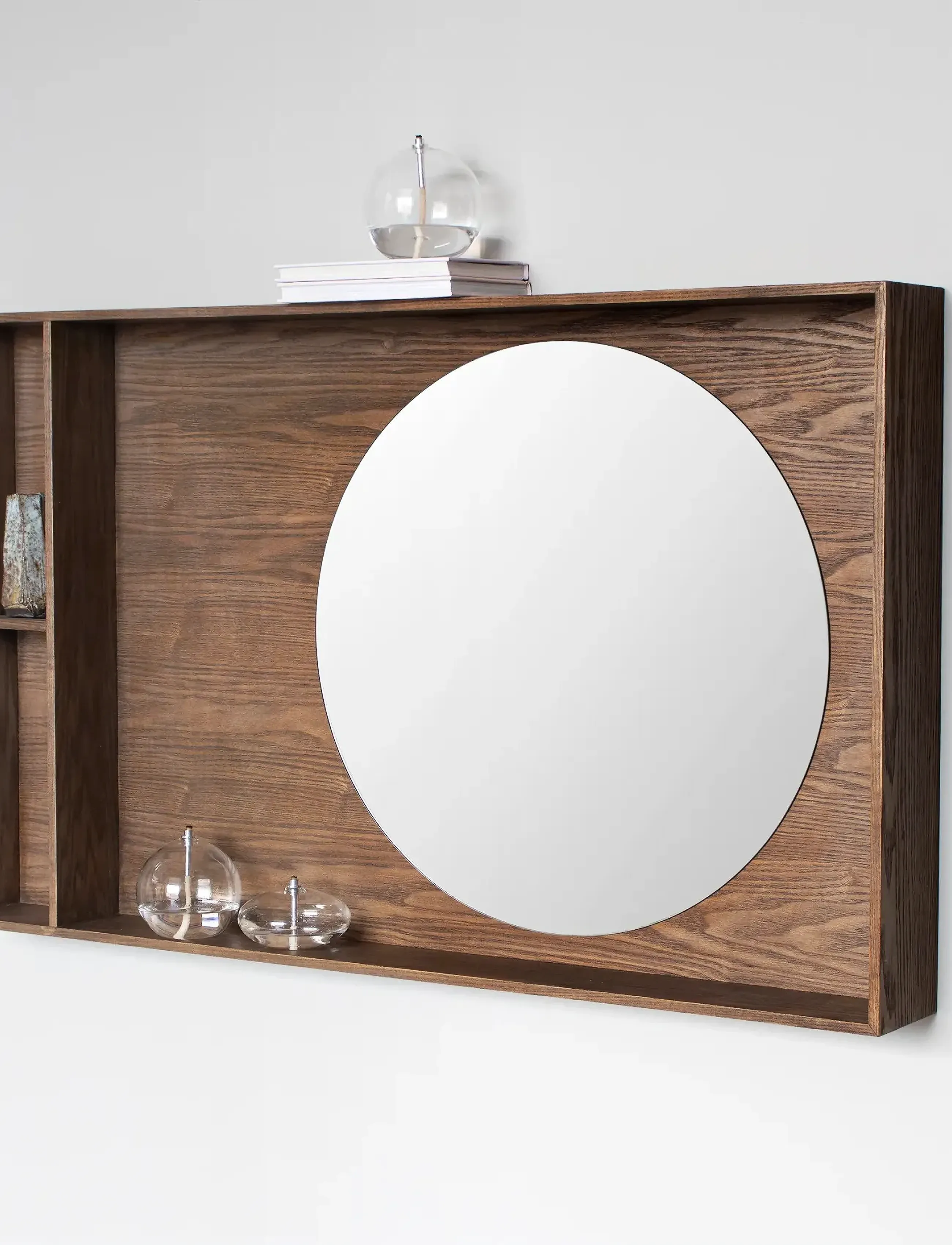 Mette Ditmer - SHOW-ME mirror shelf - hoiustamine ja riiulid - dark oiled - 2