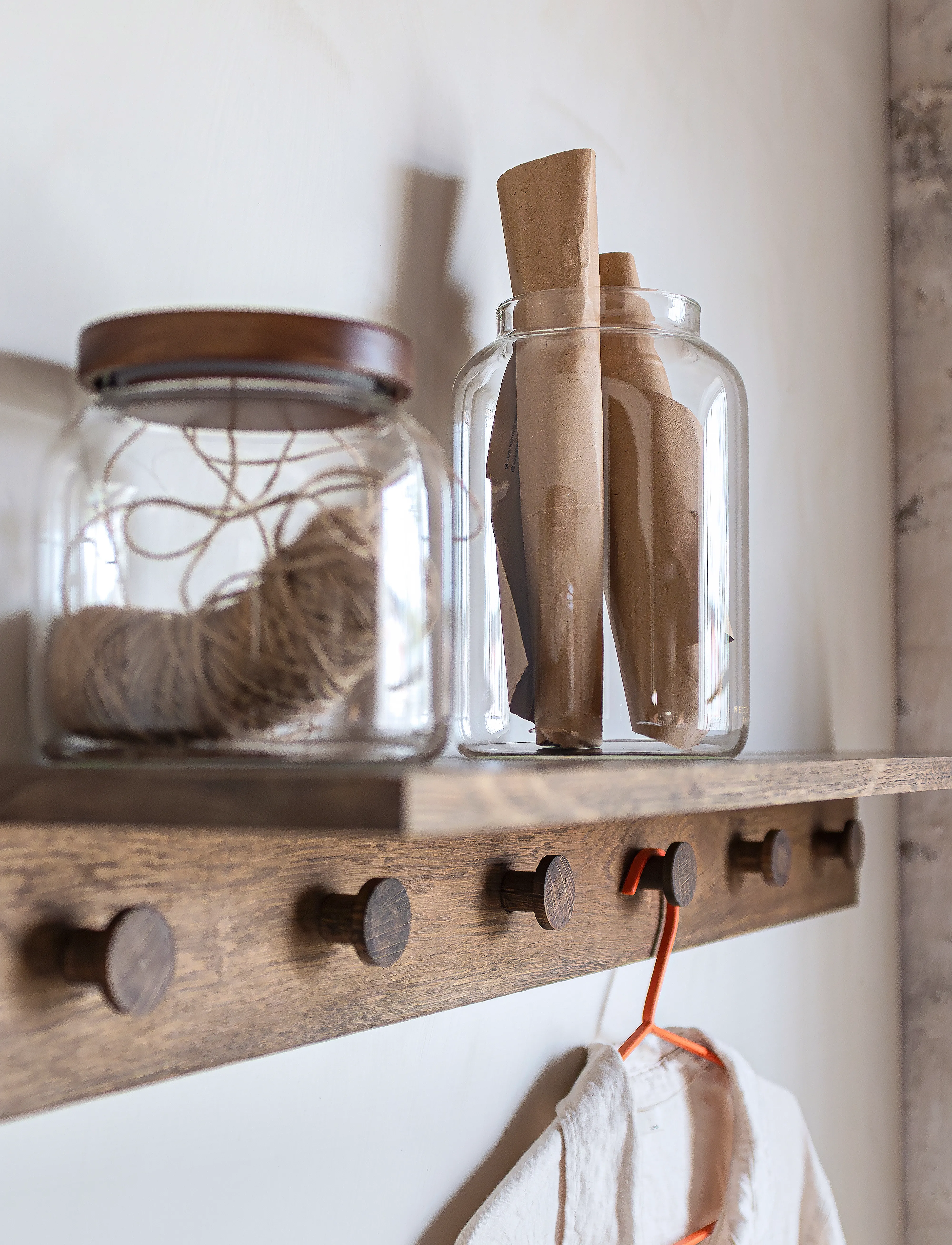 Mette Ditmer - SHOWCASE rack - tøjstativ & knagerække - dark oiled - 4