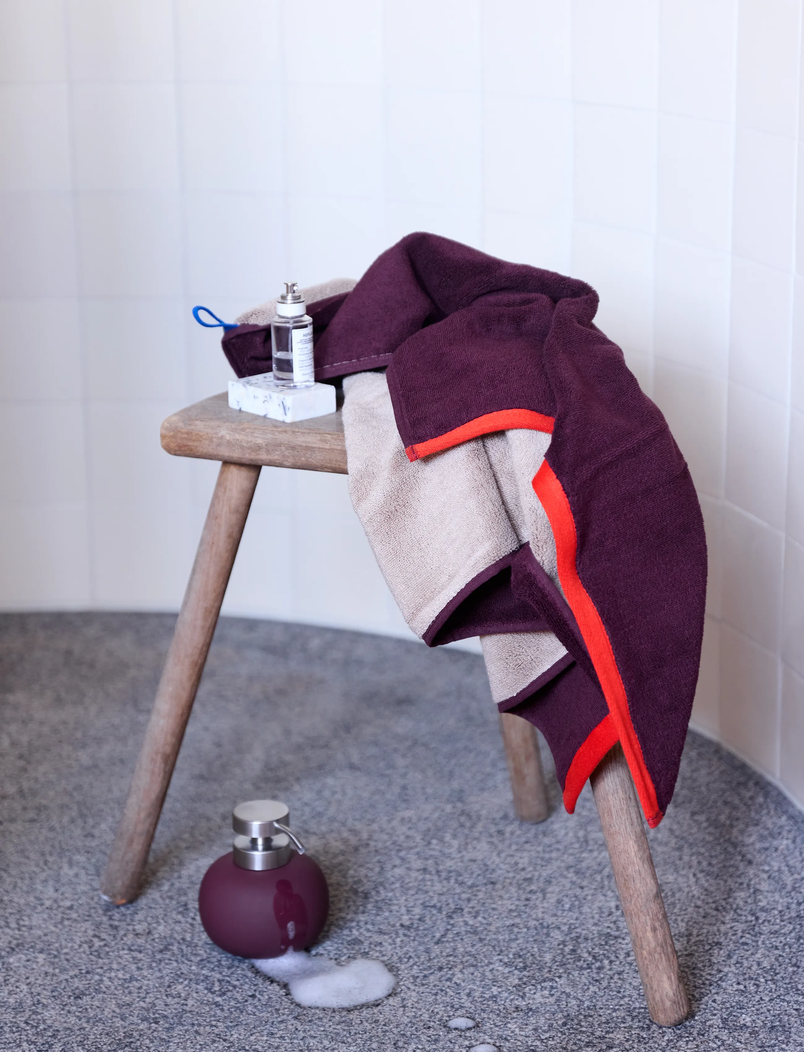 Mette Ditmer - SOFT towel - wine / sand - 1