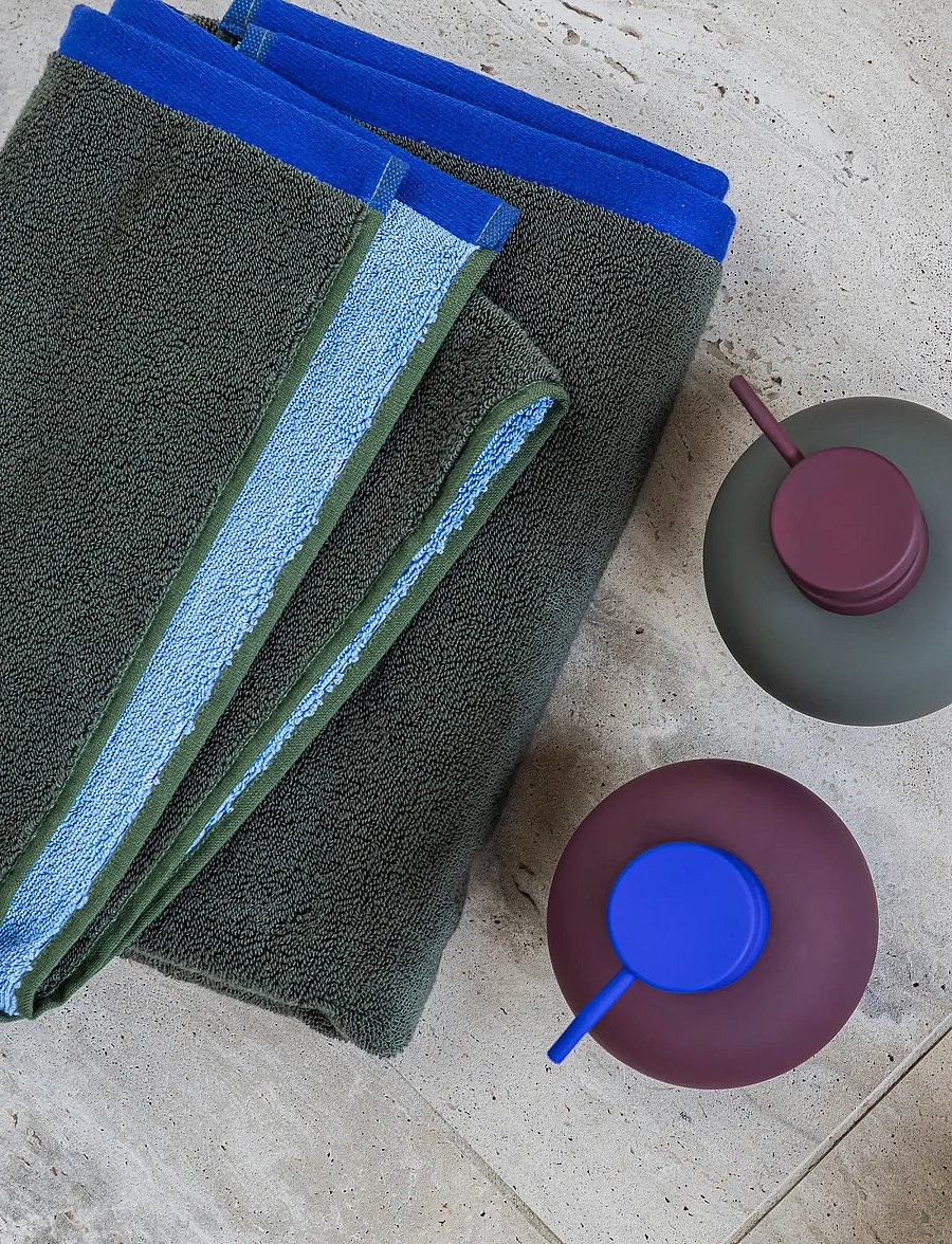 Mette Ditmer - SOFT towel - saunalinad - dark olive / light blue - 2