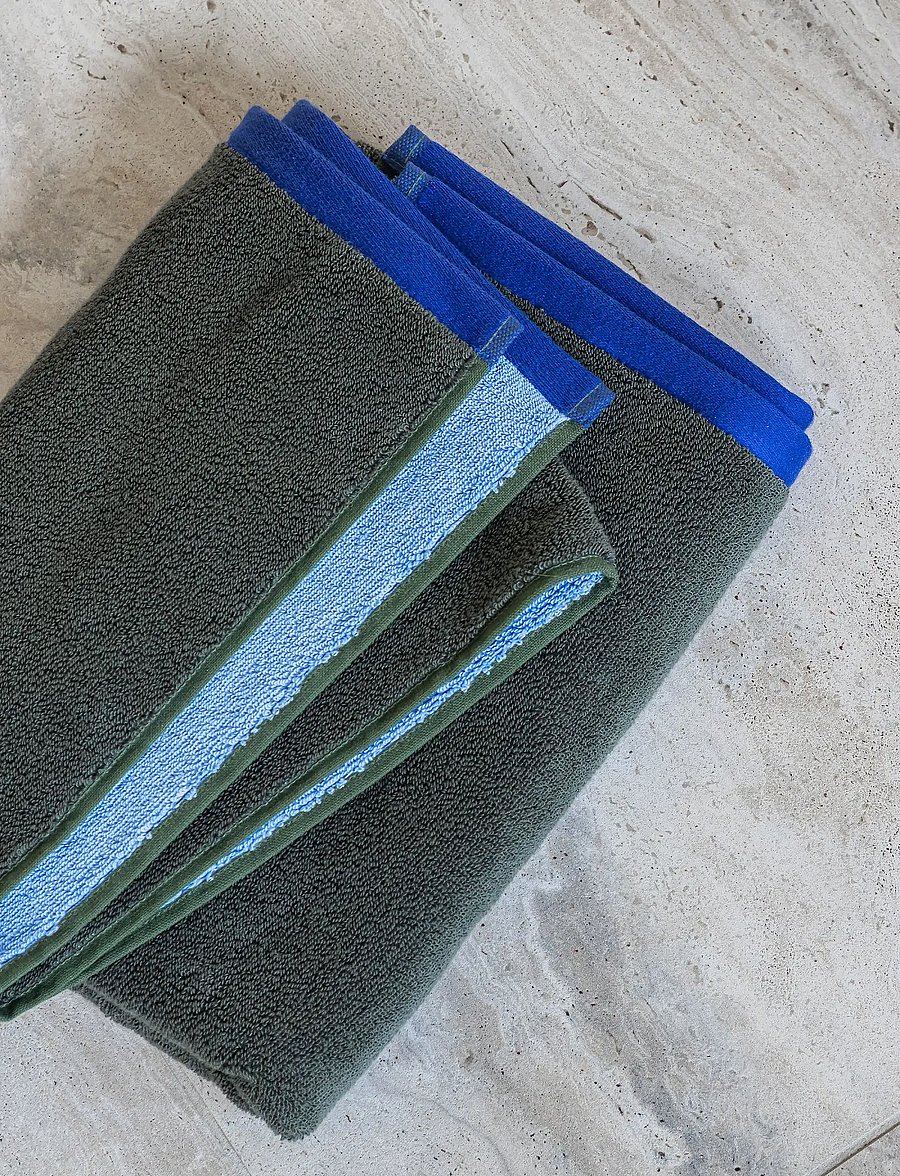 Mette Ditmer - SOFT towel - saunalinad - dark olive / light blue - 3