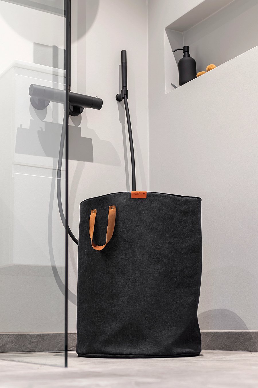 Mette Ditmer - SORTIT laundry bag - black - 2