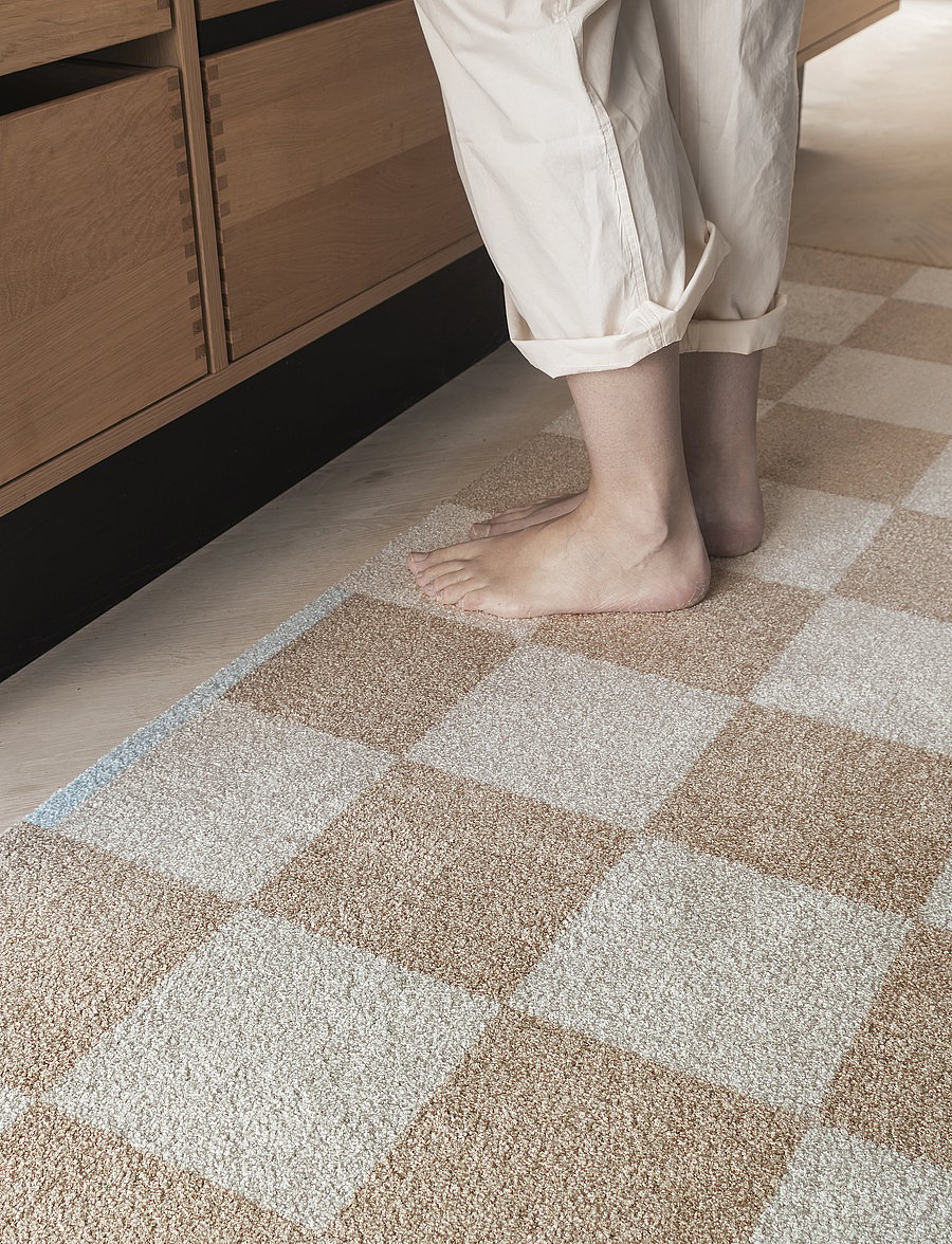Mette Ditmer - SQUARE, all-round runner - flurläufer - camel - 2