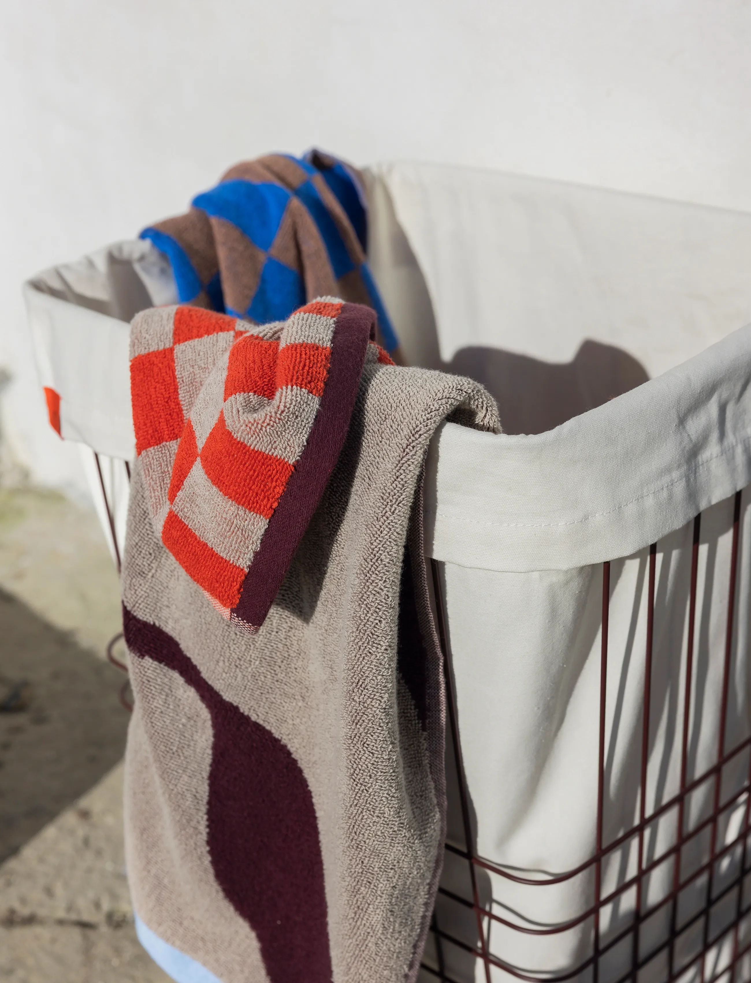 Mette Ditmer - STORE-IT basket with canvas bag, large - storage baskets - wine - 5