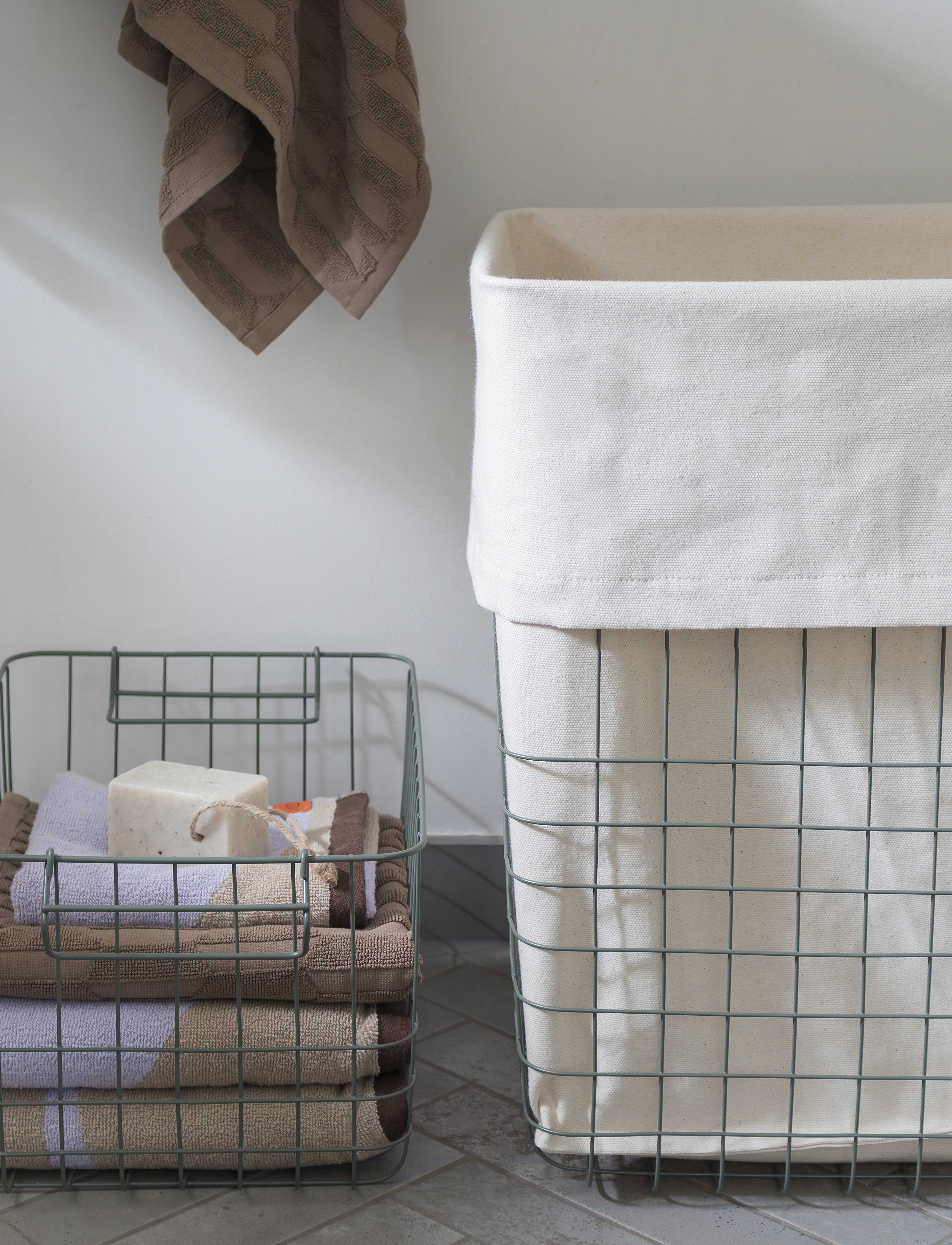 Mette Ditmer Store-It Basket With Canvas Bag, W32X L40X H50 cm, Storage, Grün - Laundry Baskets, Homeware