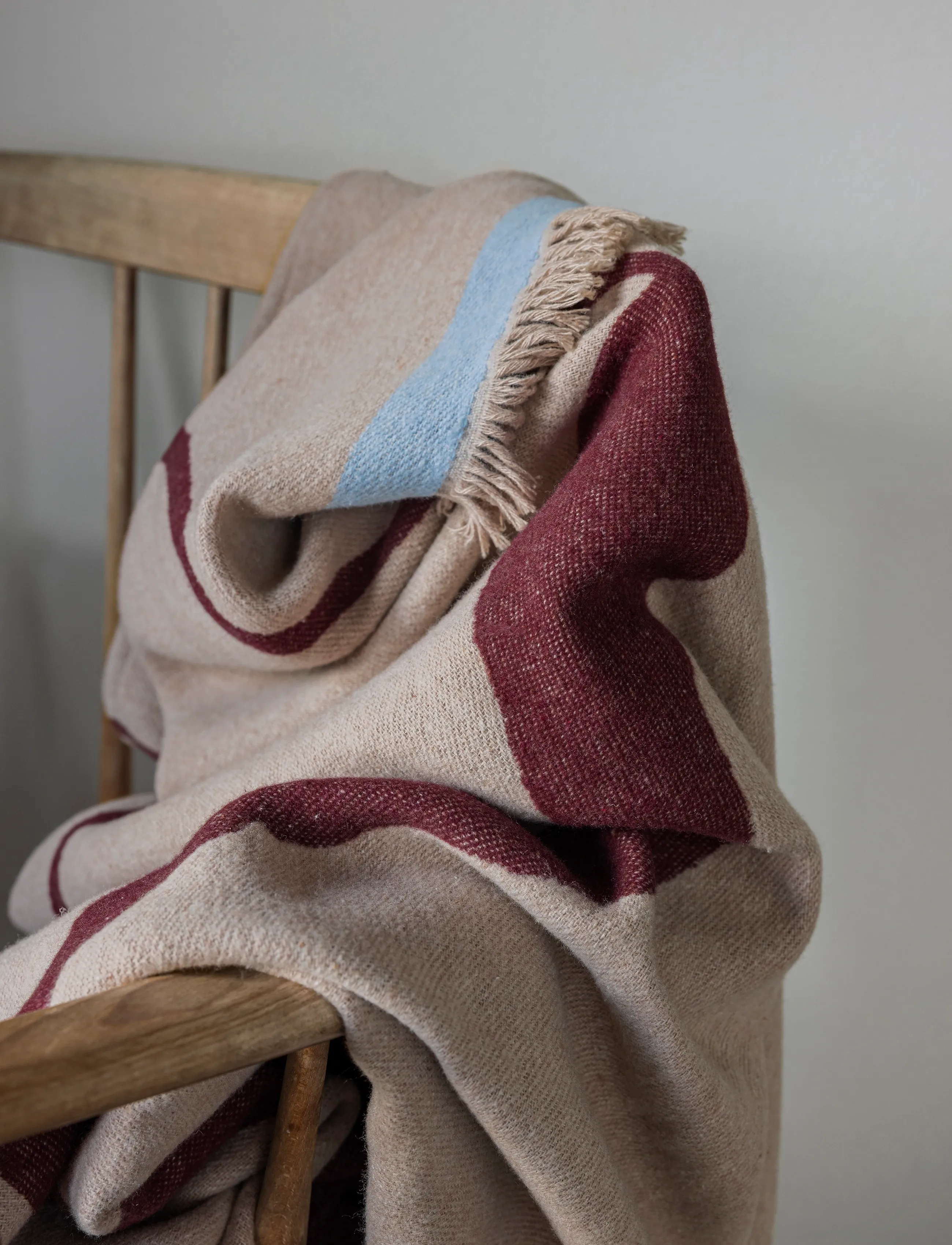 Mette Ditmer - STUDIO throw - wine - 3