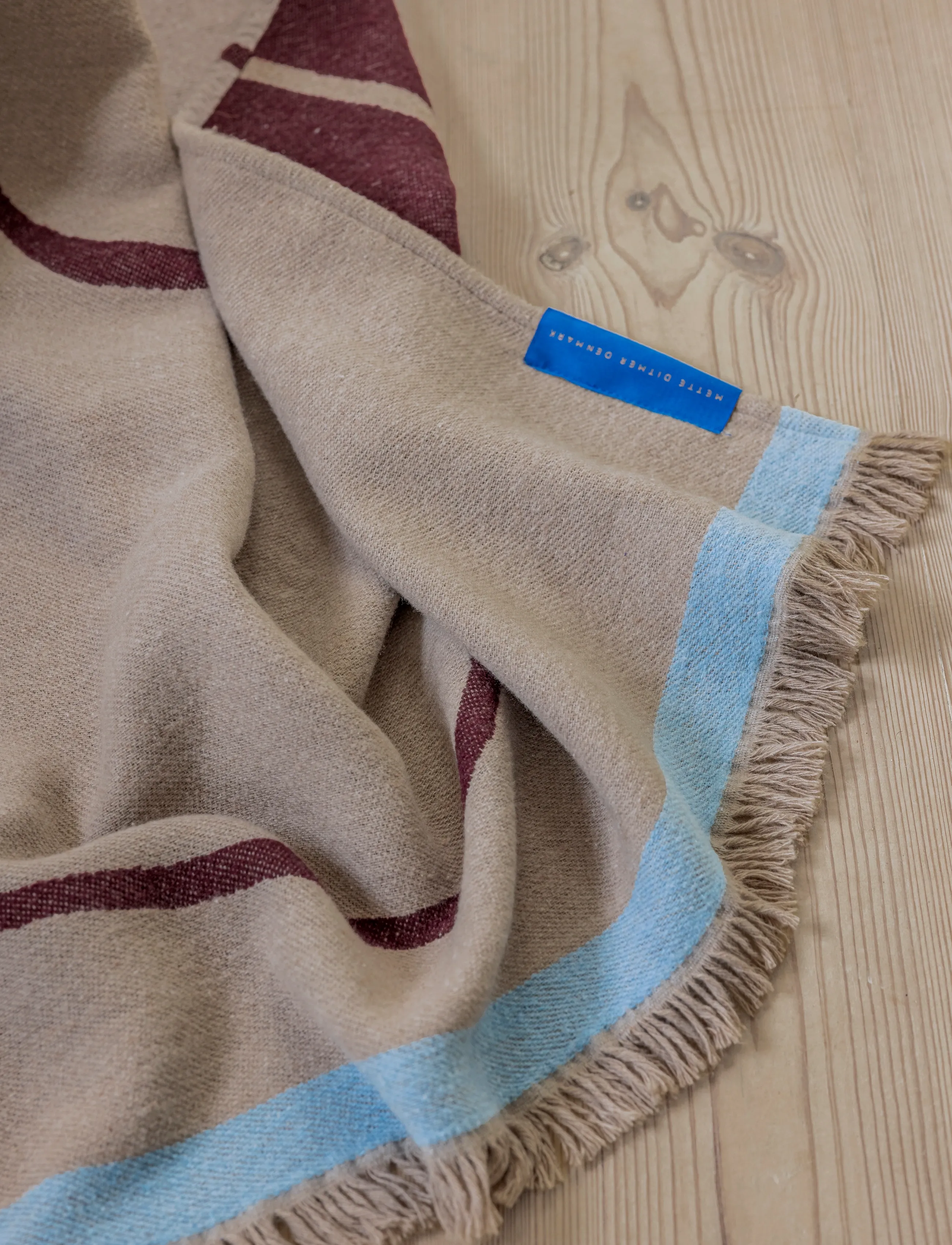 Mette Ditmer - STUDIO throw - wine - 4