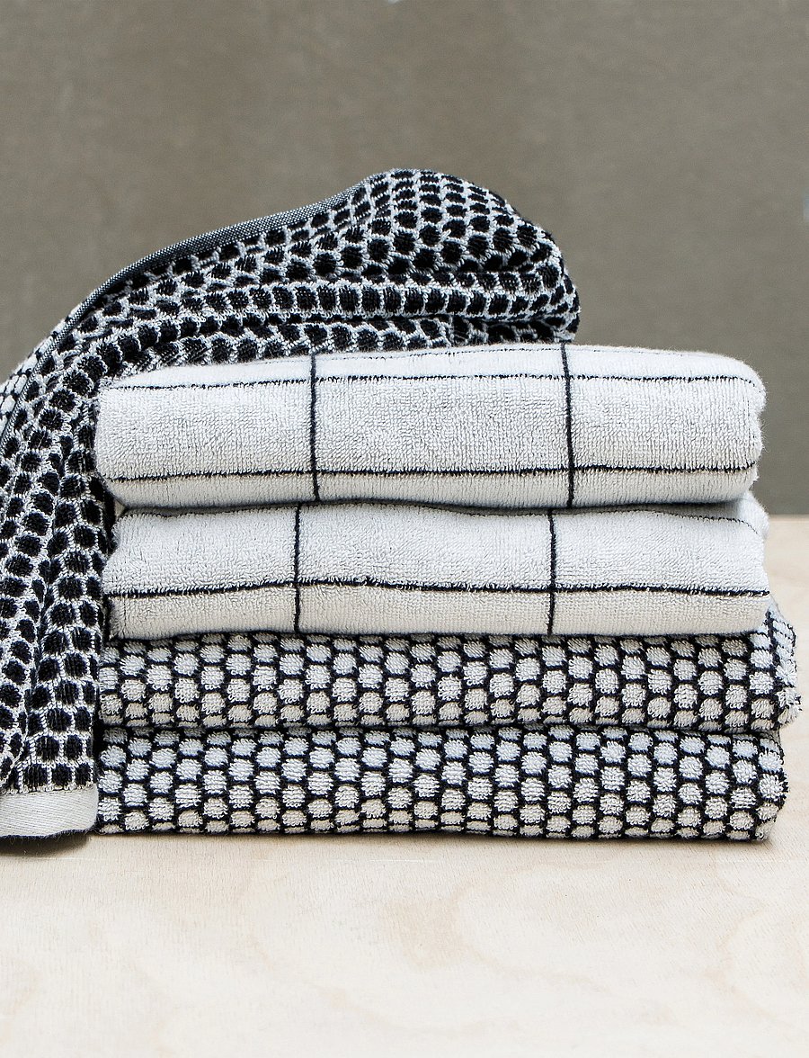 Mette Ditmer - TILE STONE Towel - die niedrigsten preise - black/off white - 2