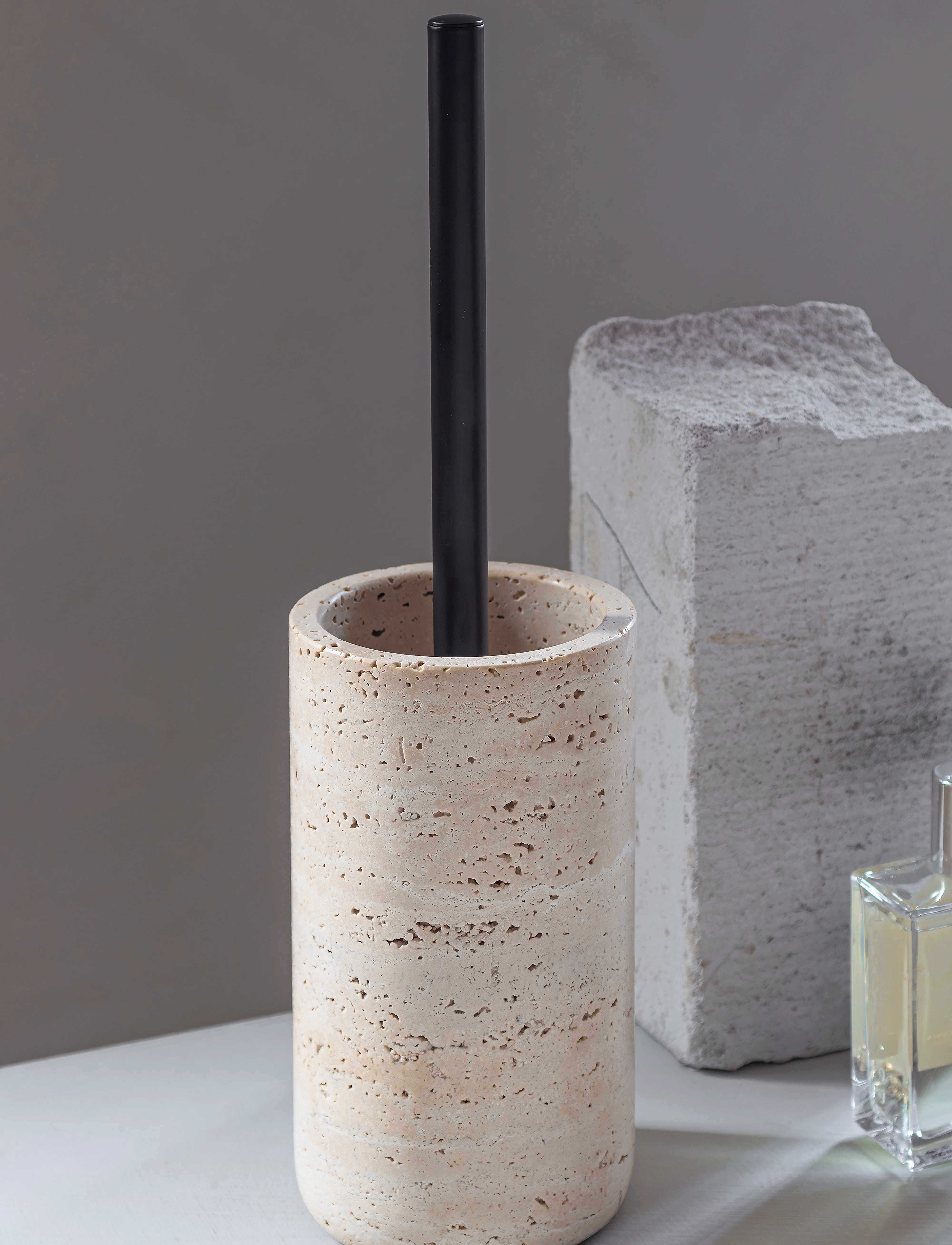 Mette Ditmer Travertine Toilet Brush Holder, Ø10.5X H36 cm, Bathroom Interior, Mehrfarbig/gemustert - Brushes, Homeware