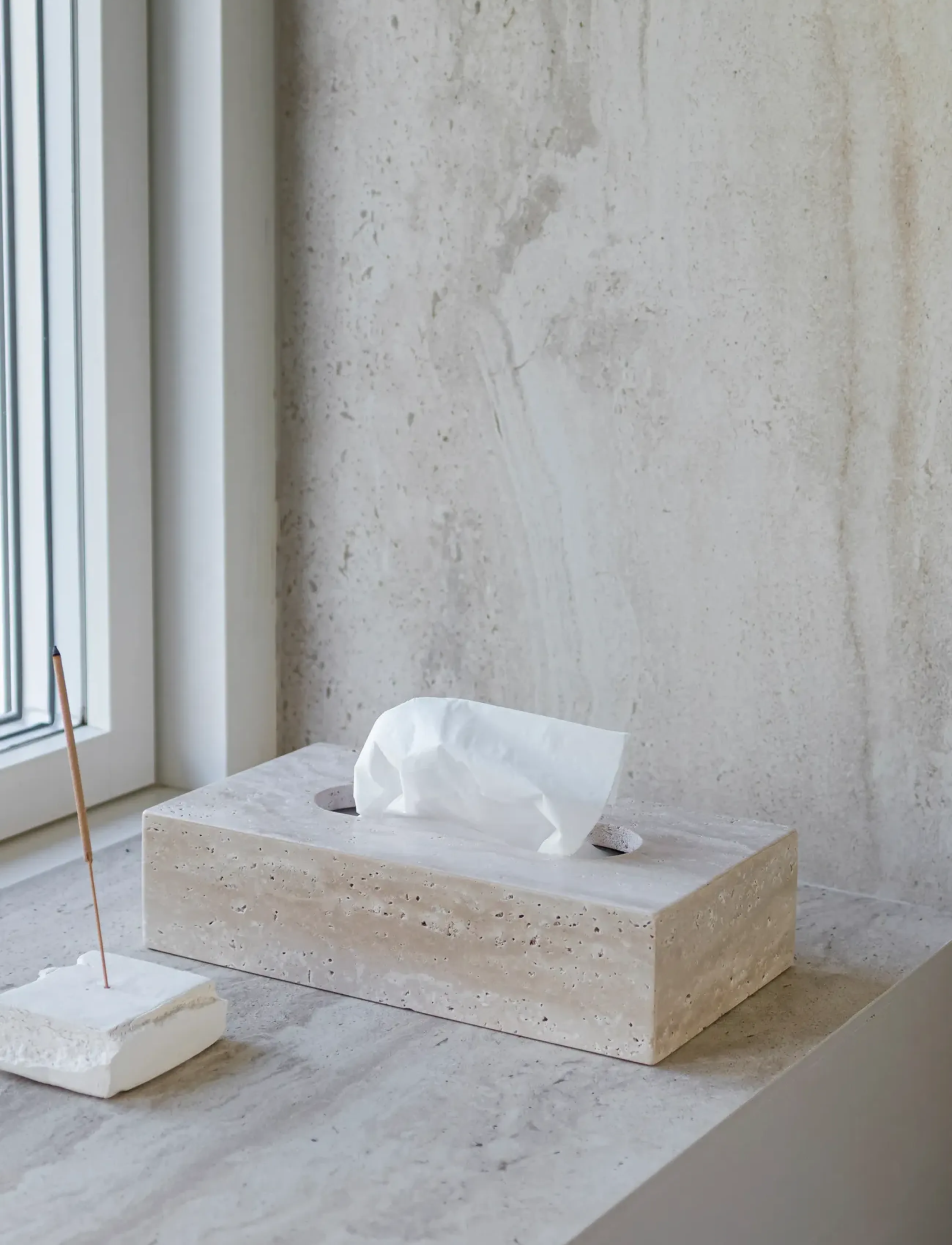 Mette Ditmer Travertine Tissue Cover, One Size, Dining & Table Accessories, Creme - Napkin Rings Holders, Homeware