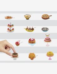 MGA´s Miniverse - MGA's Miniverse- Make It Mini Foods: Diner PDQ S2A - lekesett - multi coloured - 2