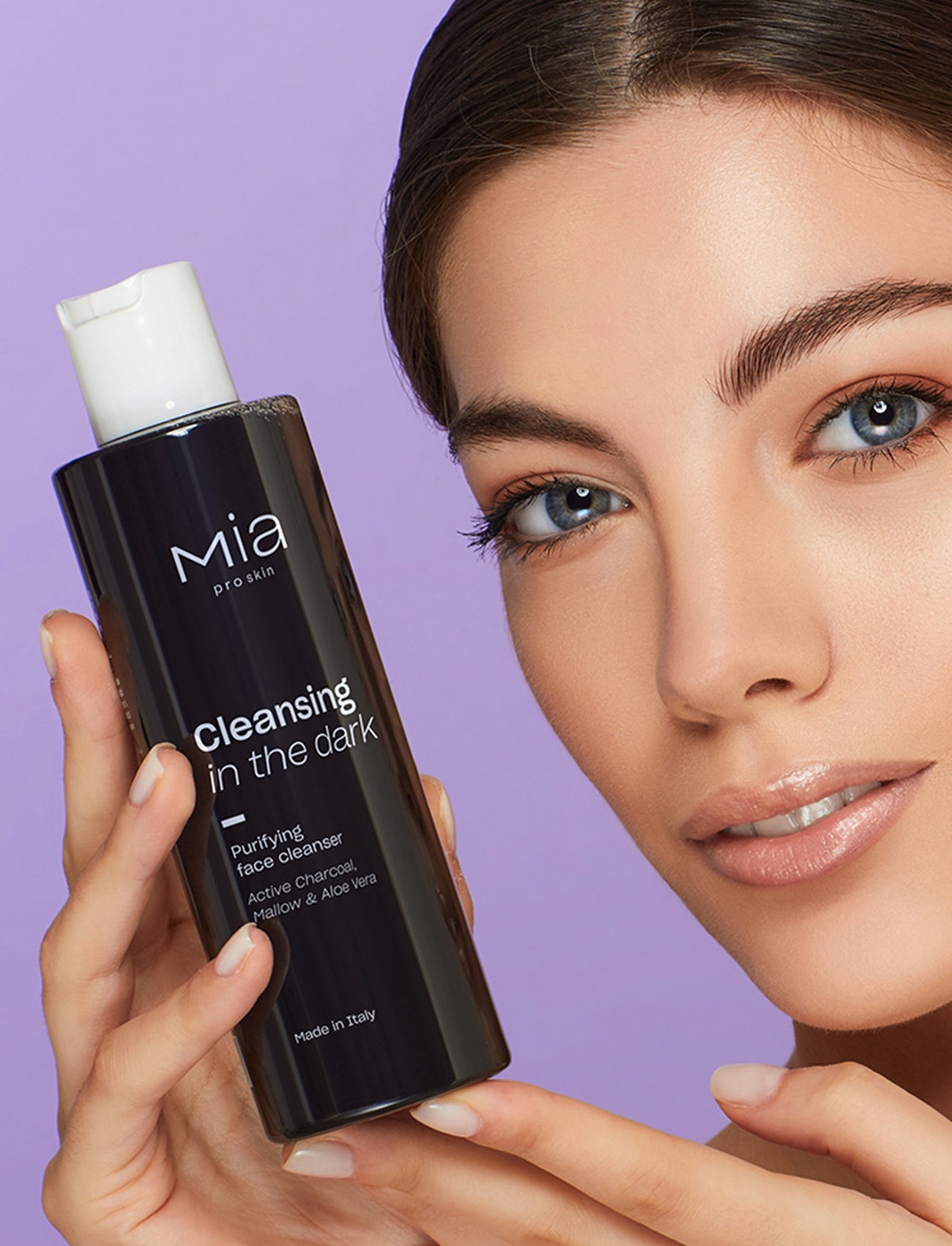Mia Makeup - Mia Pro skin - CLEANSING IN THE DARK - ansiktsrengöring - charcoal - 1