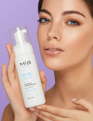 Mia Makeup - Mia Pro skin - IN DA CLOUD - ansigtsrens - natural - 1