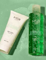 Mia Makeup - Mia Pro skin - REFRESHING GROOVE Green Tea Body Set - lägsta priserna - natural - 2