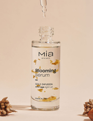 Mia Makeup - Mia Pro skin - BLOOMING SERUM | Gold infusion - serum - gold - 2