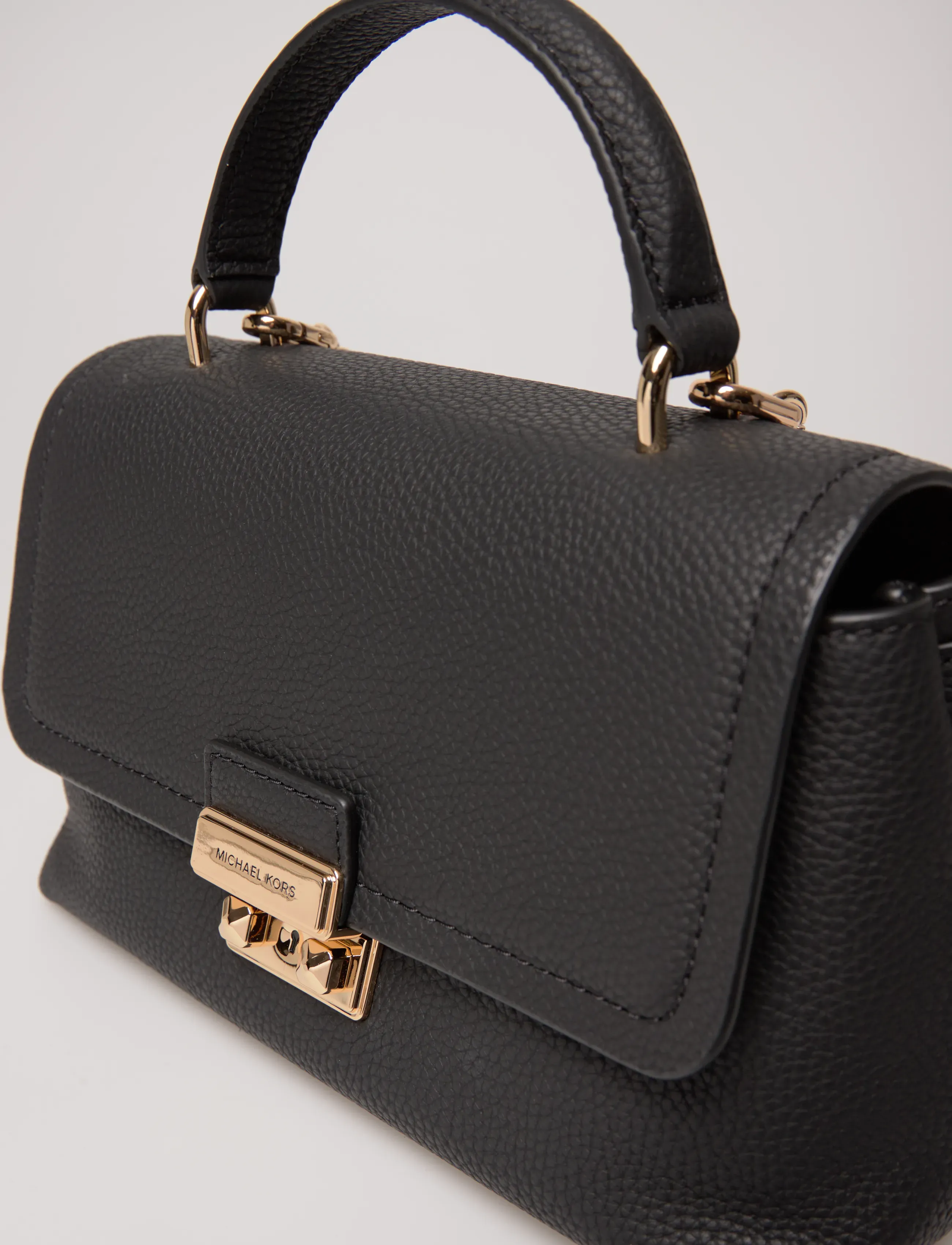 Michael Kors - MD TH SATCHEL - crossbody bags - black - 4
