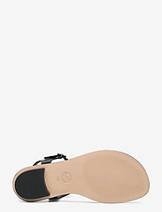 Michael Kors - MALLORY THONG - flat sandals - black - 4