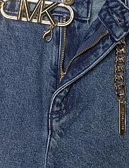 Michael Kors - FLARE CHAIN BELT DNM JEAN - džinsa bikses ar zvanveida starām - duskbluewash - 3