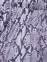 Michael Kors - SAT SNAKE PLTED SKIRT - midi kjolar - lavendermist - 2