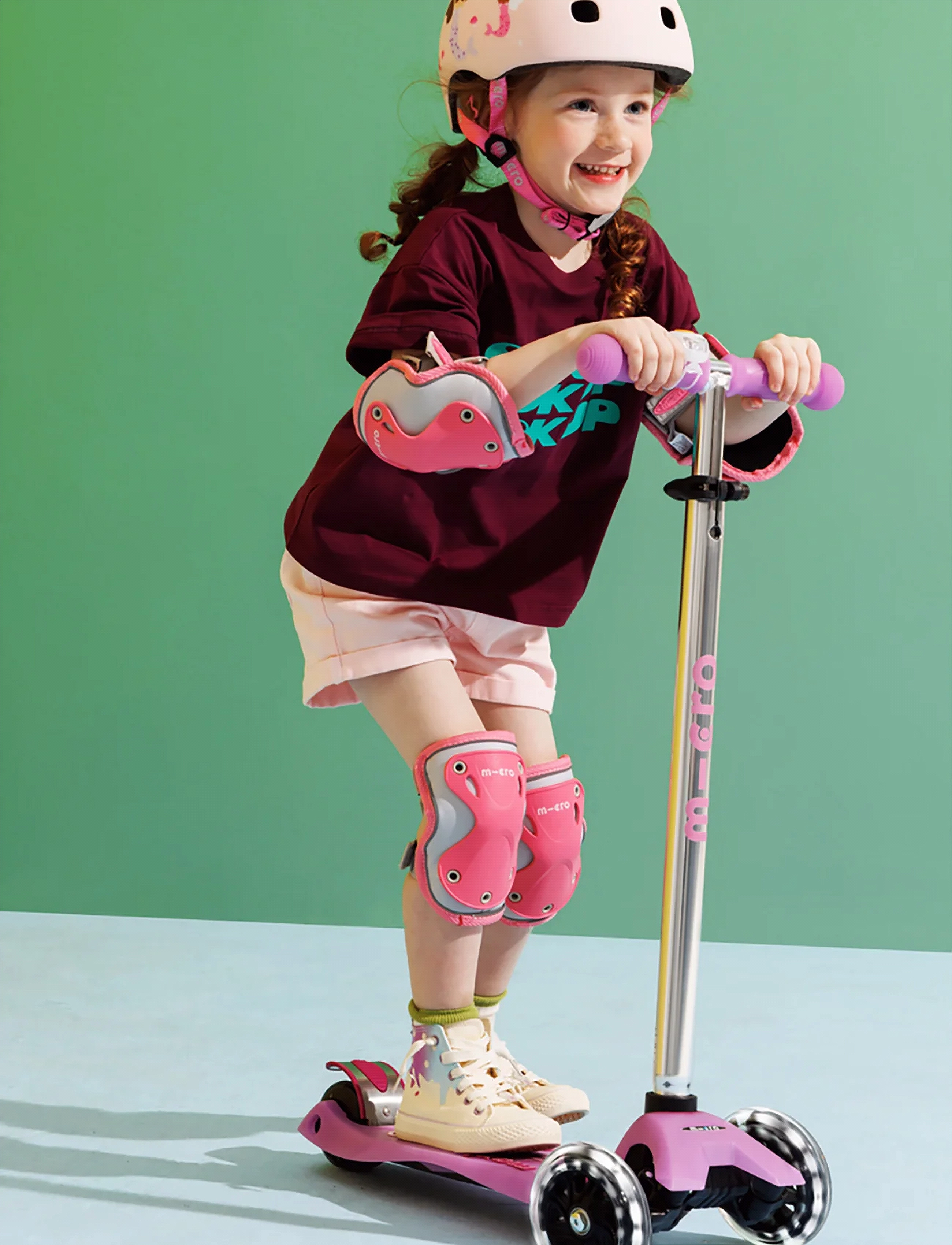 Micro Micro - Knæ- Og Albuebeskyttere - Reflective Pink M, M, Pink, Outdoor Legetøj > Helmets & Protection, Børn