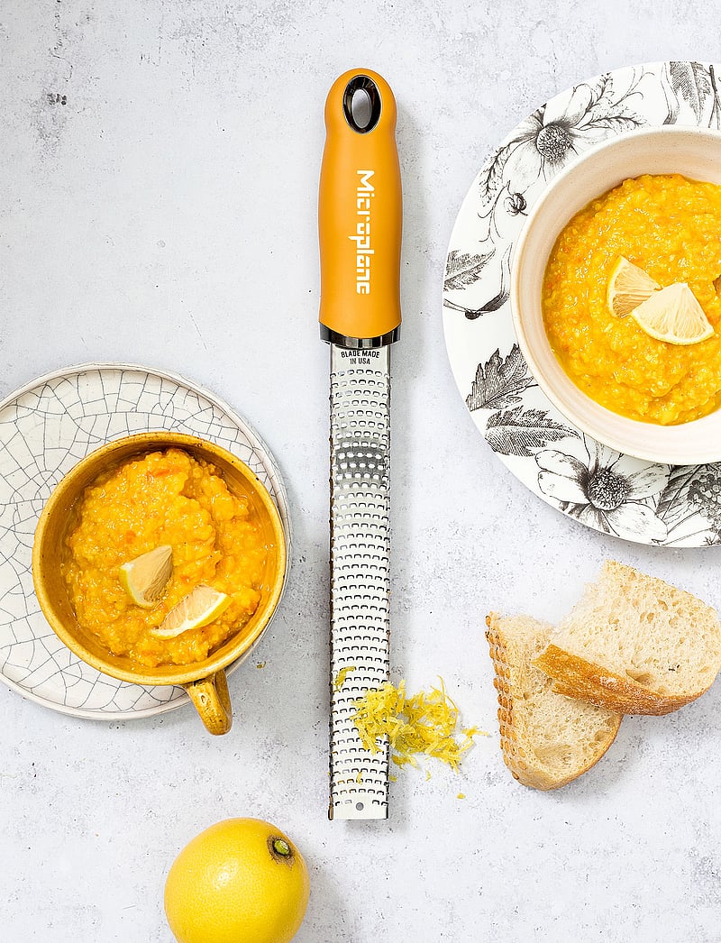 Microplane - Premium Classic zester - dark yellow - 1