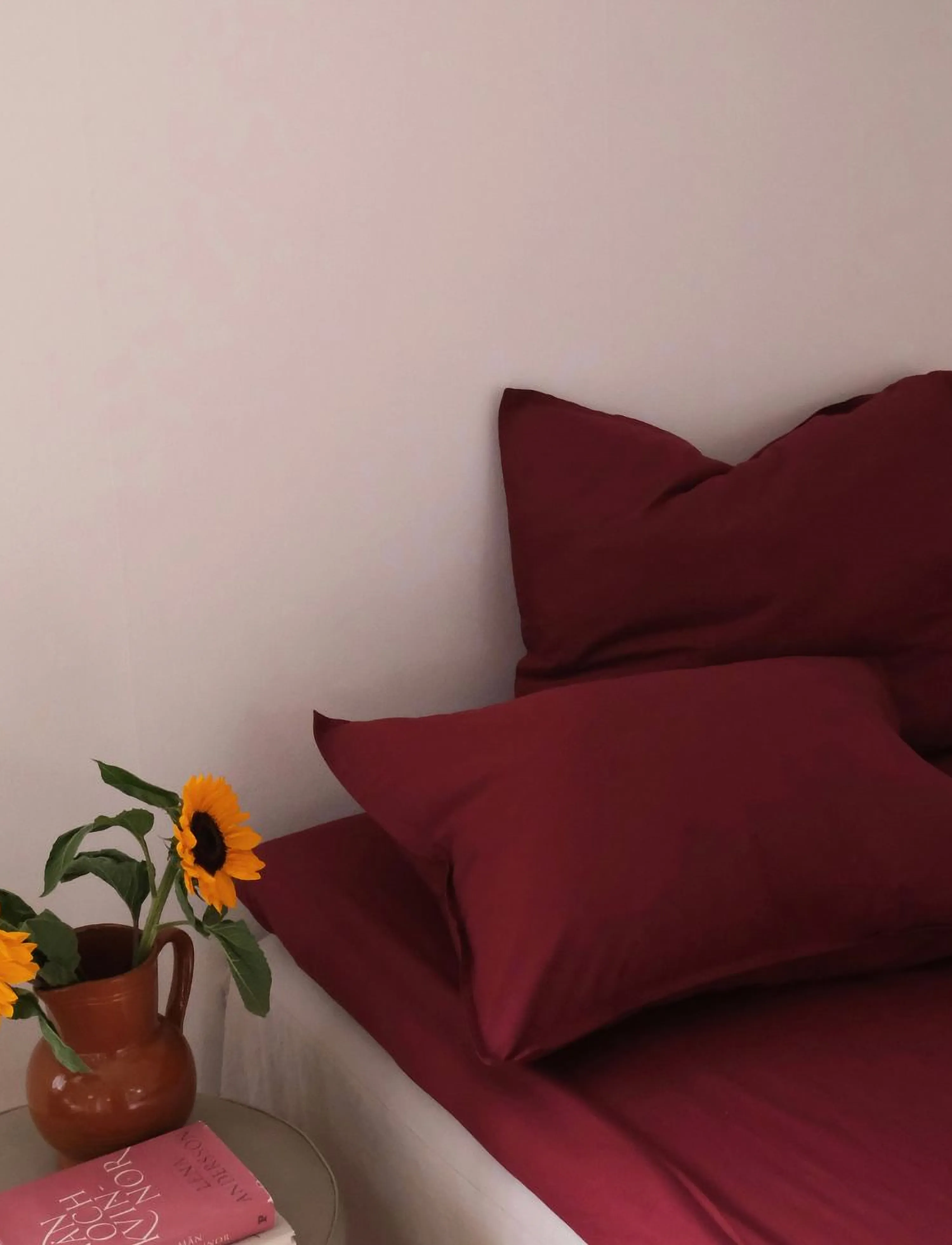 Midnatt - Pillow cover Cherry - red - 2