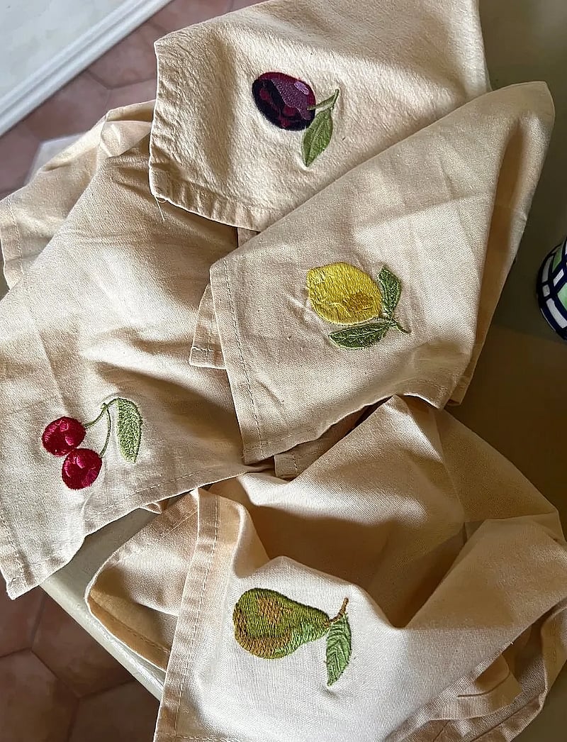 Midnatt - Napkins 4-pack Tutti Frutti - stoffservietten - beige - 3