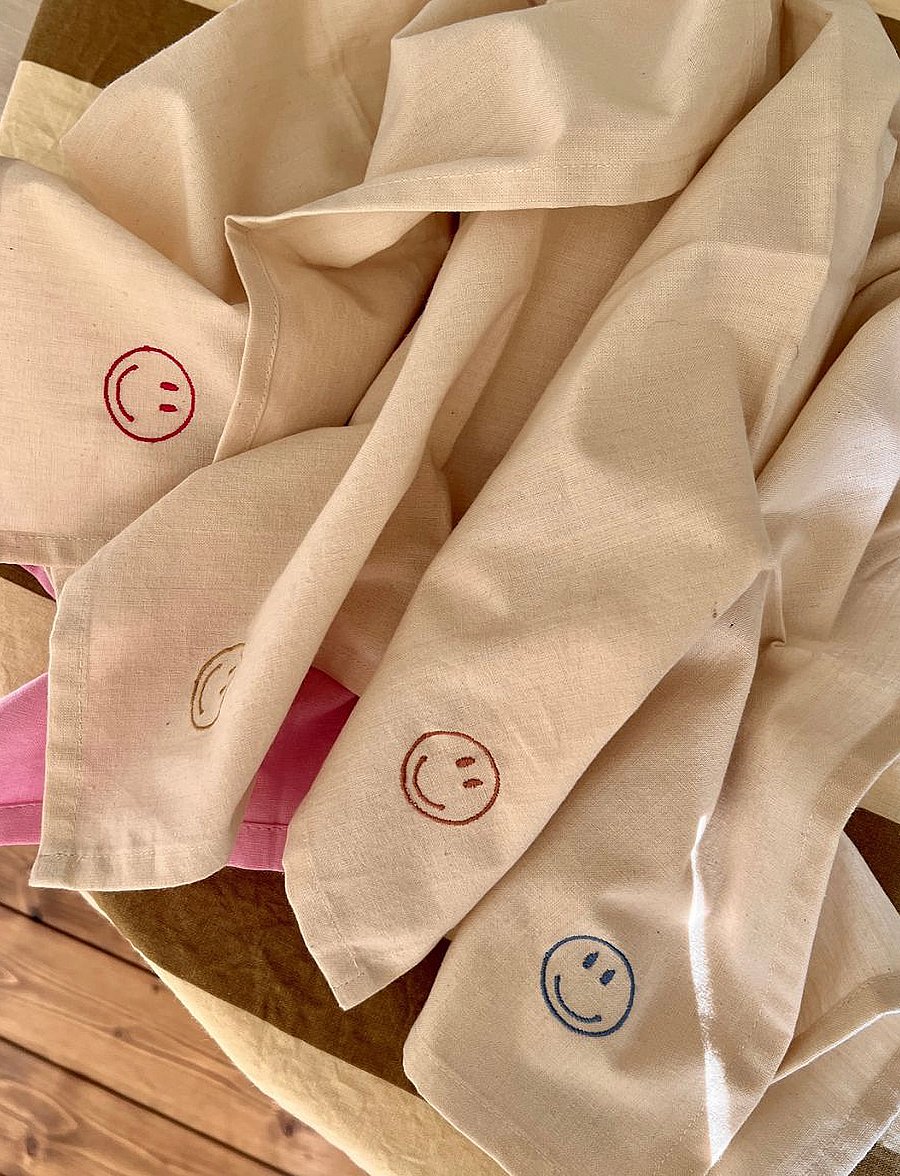 Midnatt - Napkins Happy - stoffservietten - beige - 2