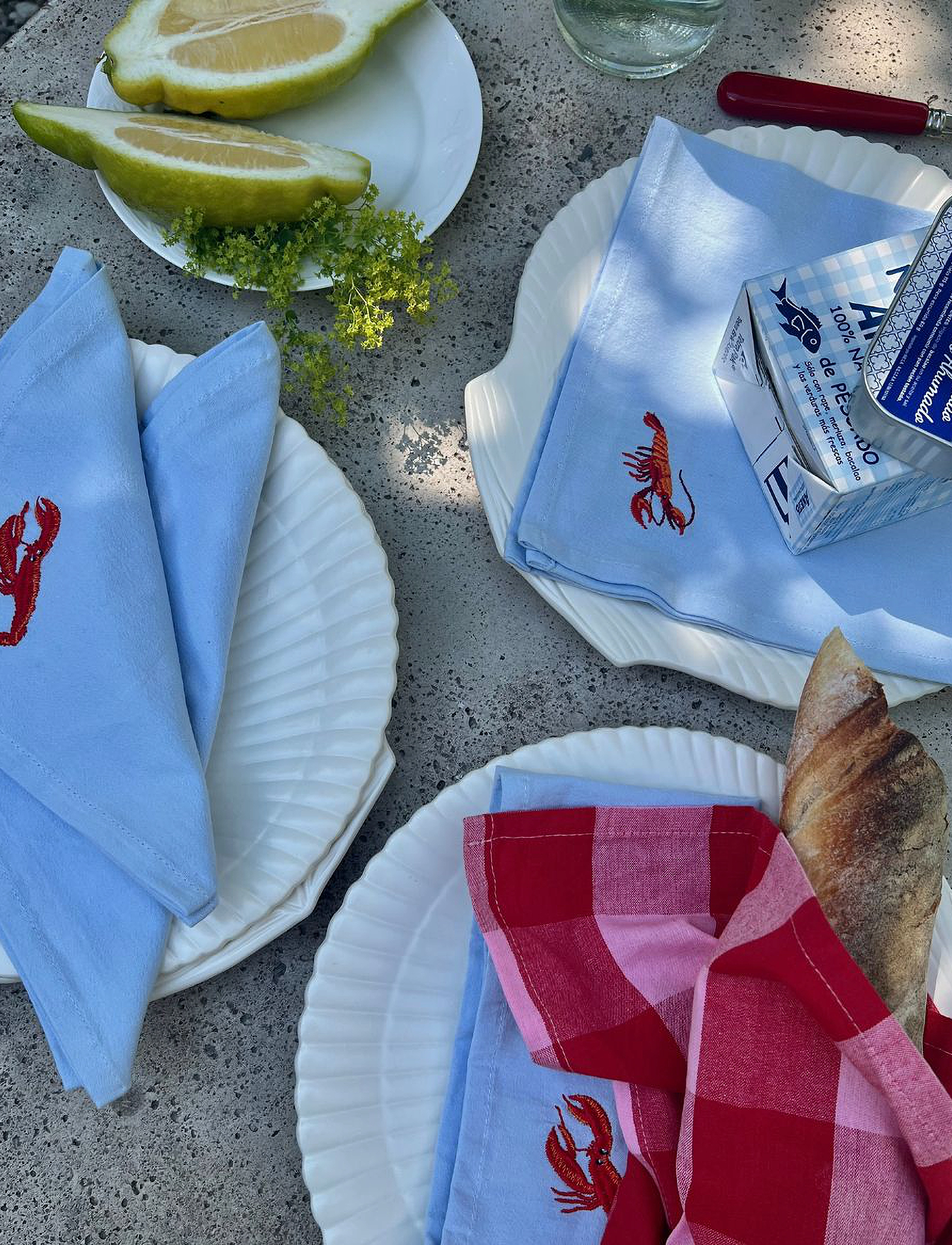 Midnatt - Napkins 4-pack Crayfish - stofservietter - blue - 2