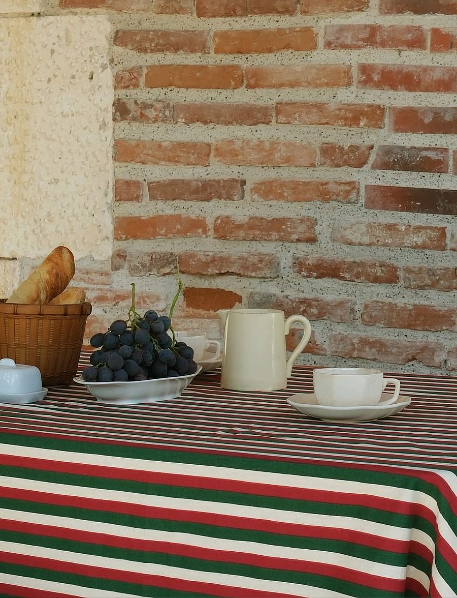 Midnatt - Table cloth Carla - tablecloths & runners - multi - 2
