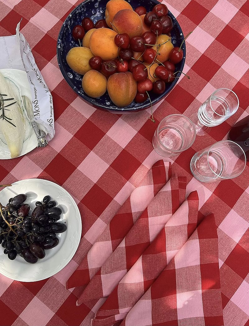 Midnatt - Tablecloth Paola - tischdecken & tischläufer - red and pink - 0