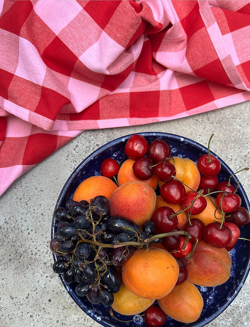 Midnatt - Tablecloth Paola - tischdecken & tischläufer - red and pink - 4