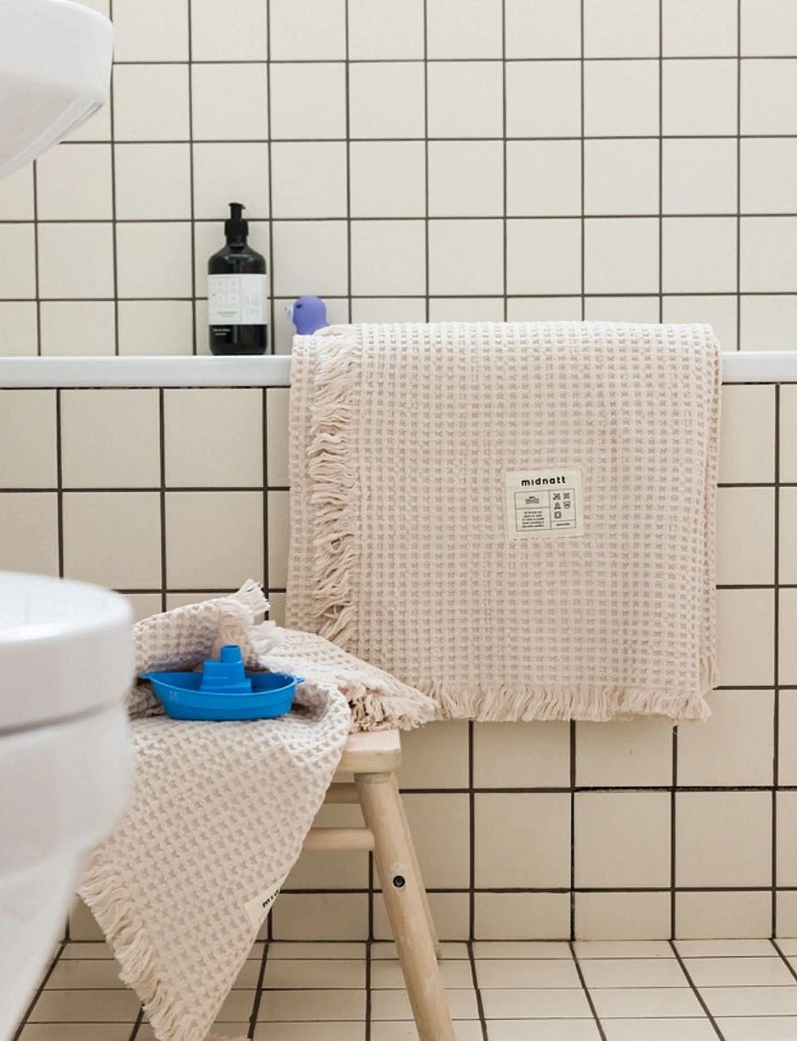 Midnatt - Waffle towel Perlino - handtücher - white - 2