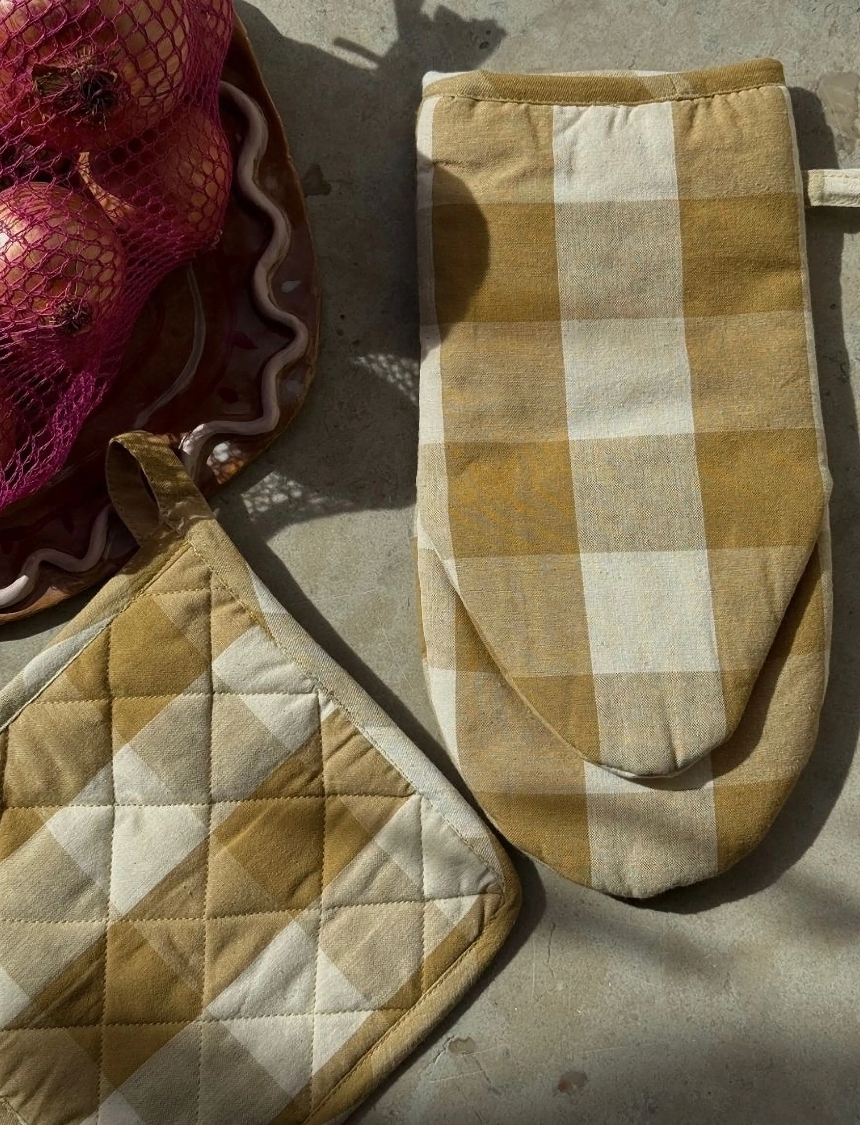 Midnatt Pot Holder Ruth, 20X20 cm, Kitchen Textiles, Gelb - Oven Mitts & Gloves, Homeware