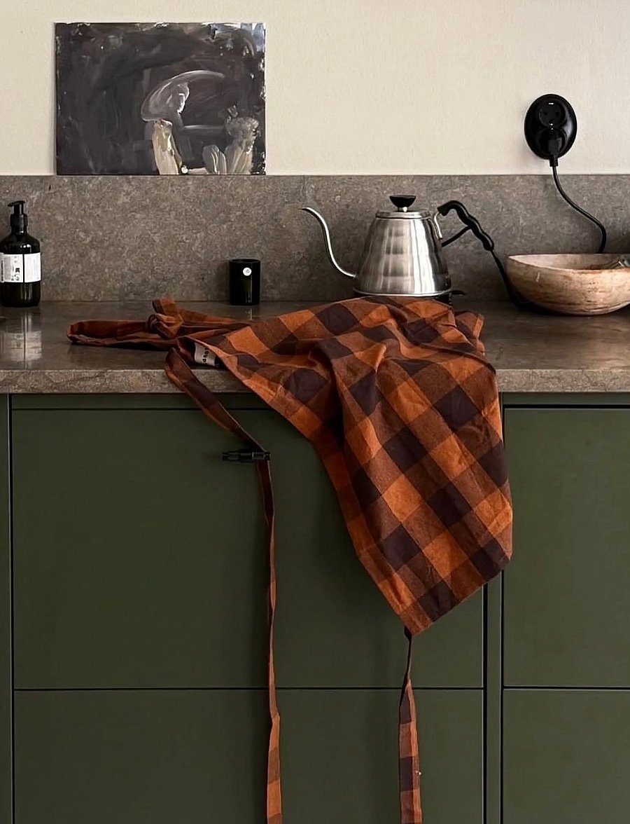 Midnatt - Apron checked brown - põlled - brown - 0
