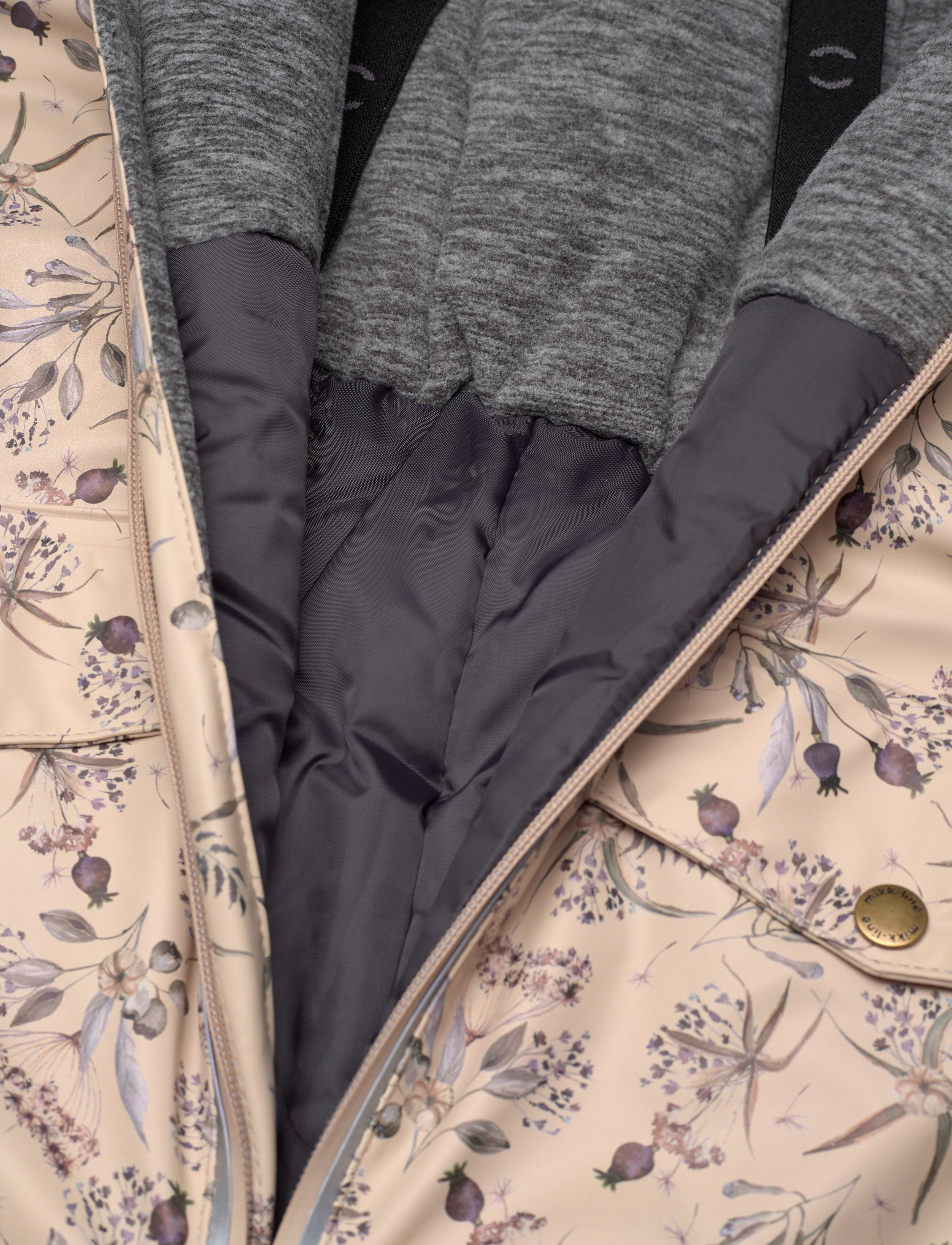 mikk-line - PU Snow Suit Recycled - AOP - børn - doeskin - 5