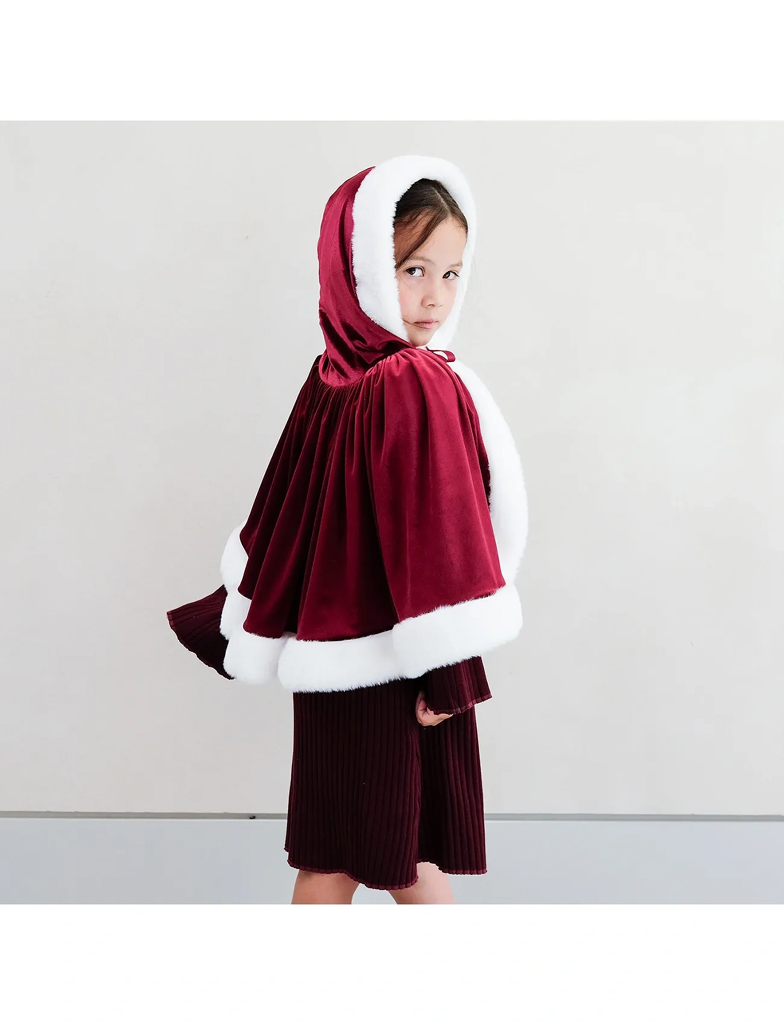 Mimi & Lula - Cape - Red Mrs Claus - kostüme - red - 2