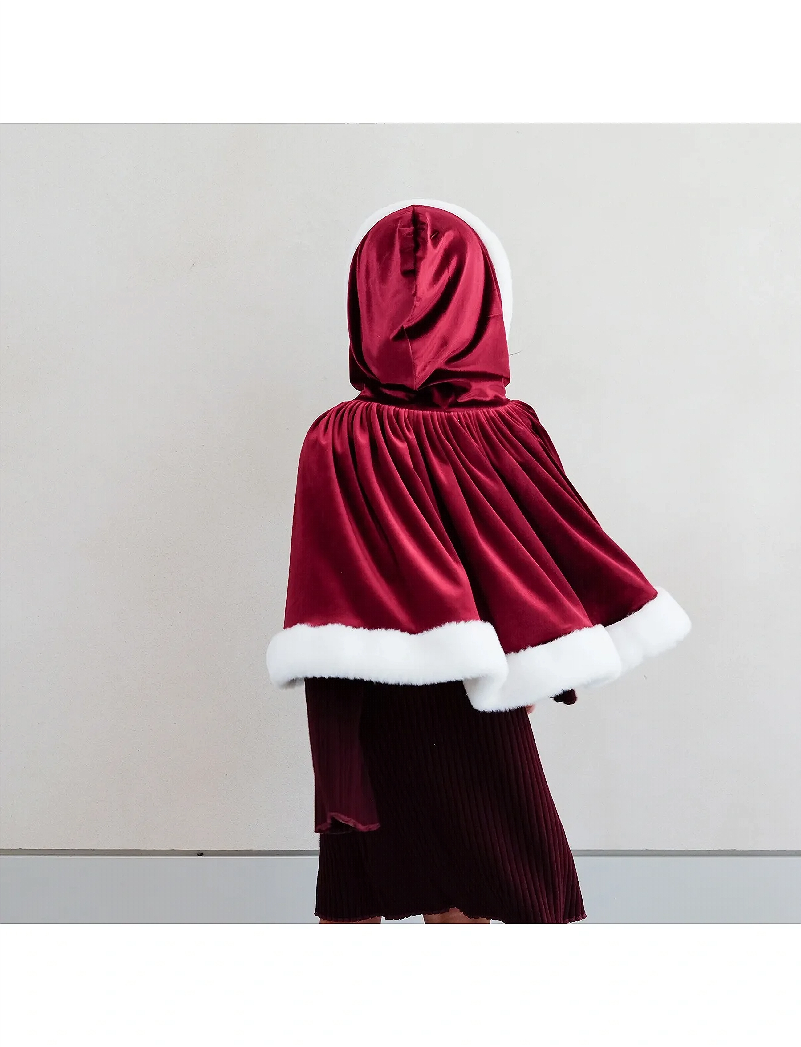 Mimi & Lula - Cape - Red Mrs Claus - kostüme - red - 3