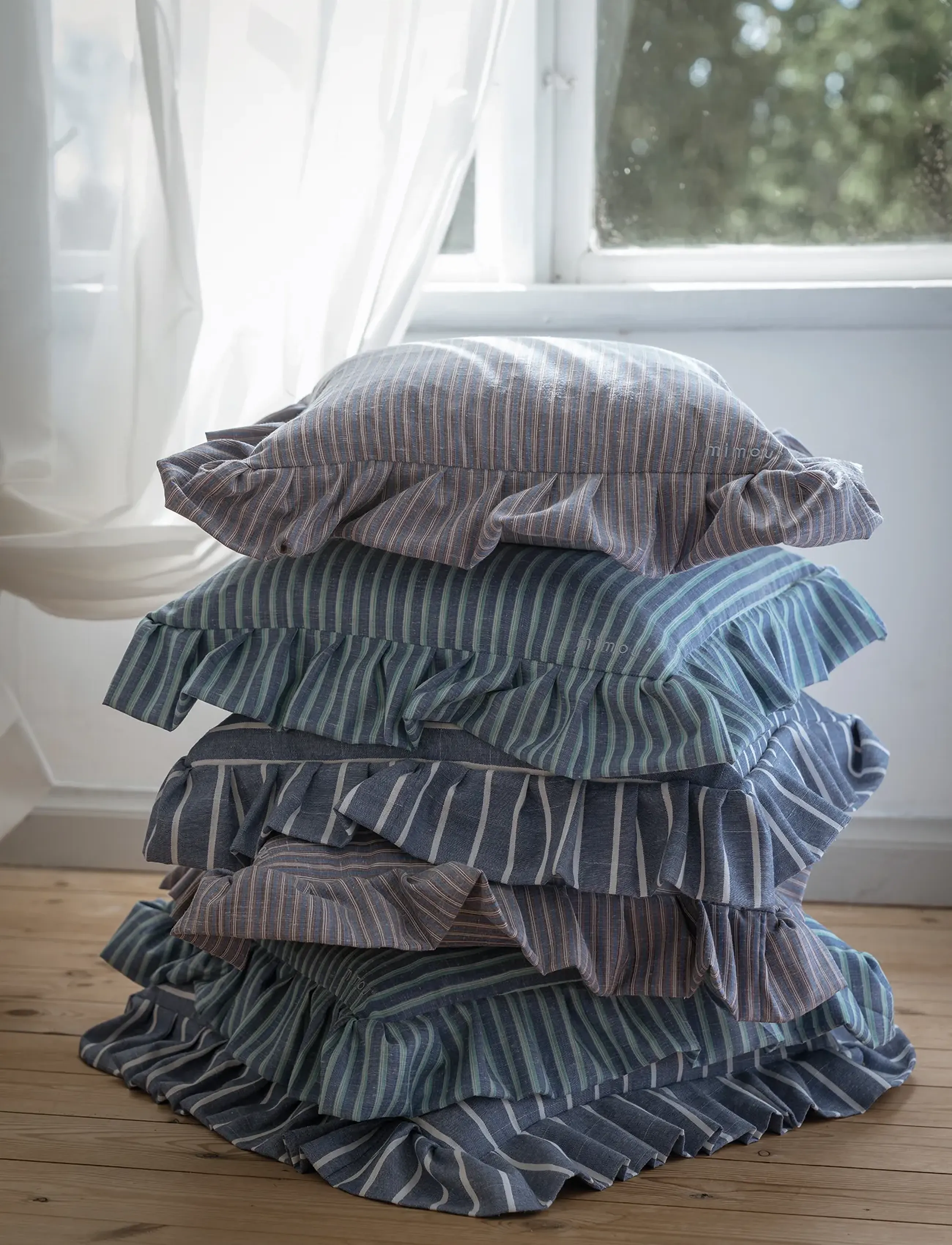 Mimou Pude Med Volanter, Stripe, 50X50, Blue, Puder & Tæpper > Puder, Unisex
