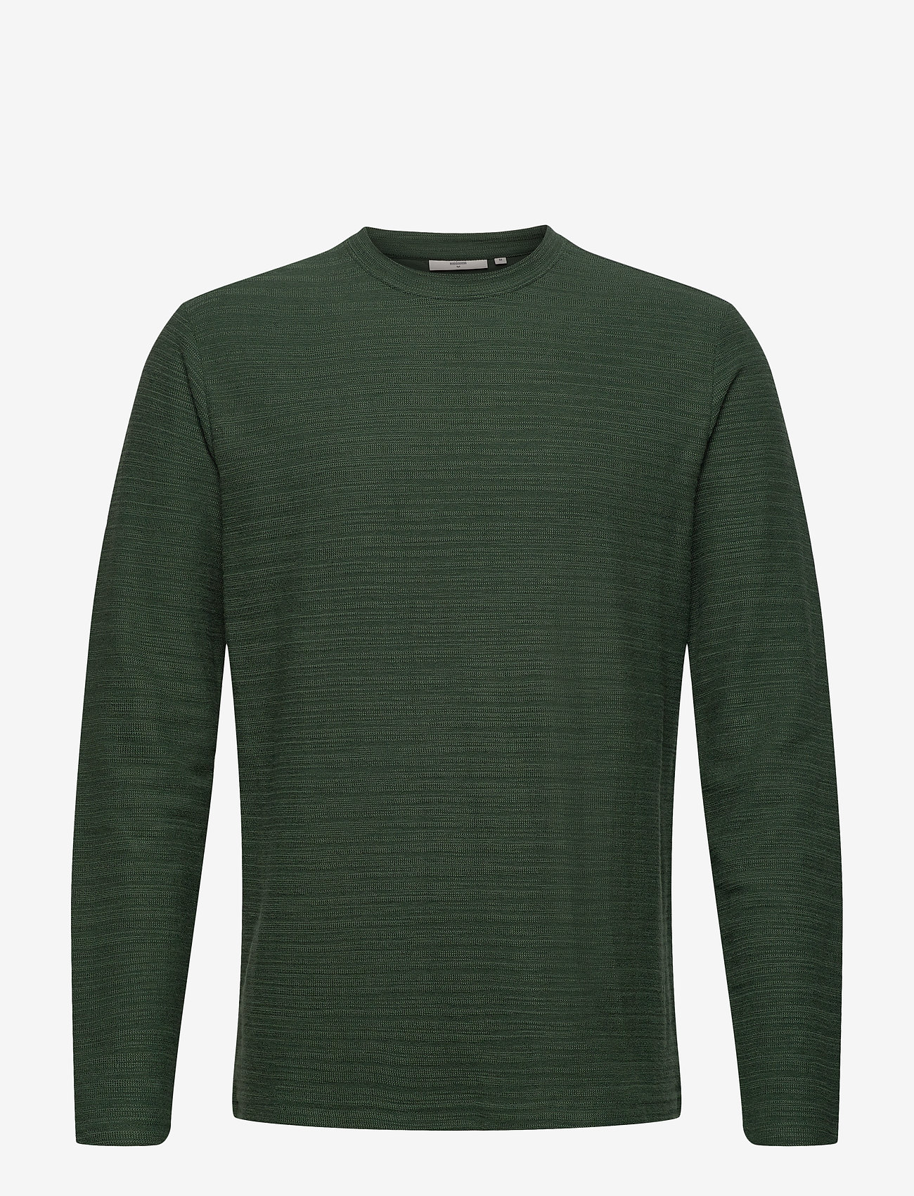 Minimum - kvist - greener pastures - 0