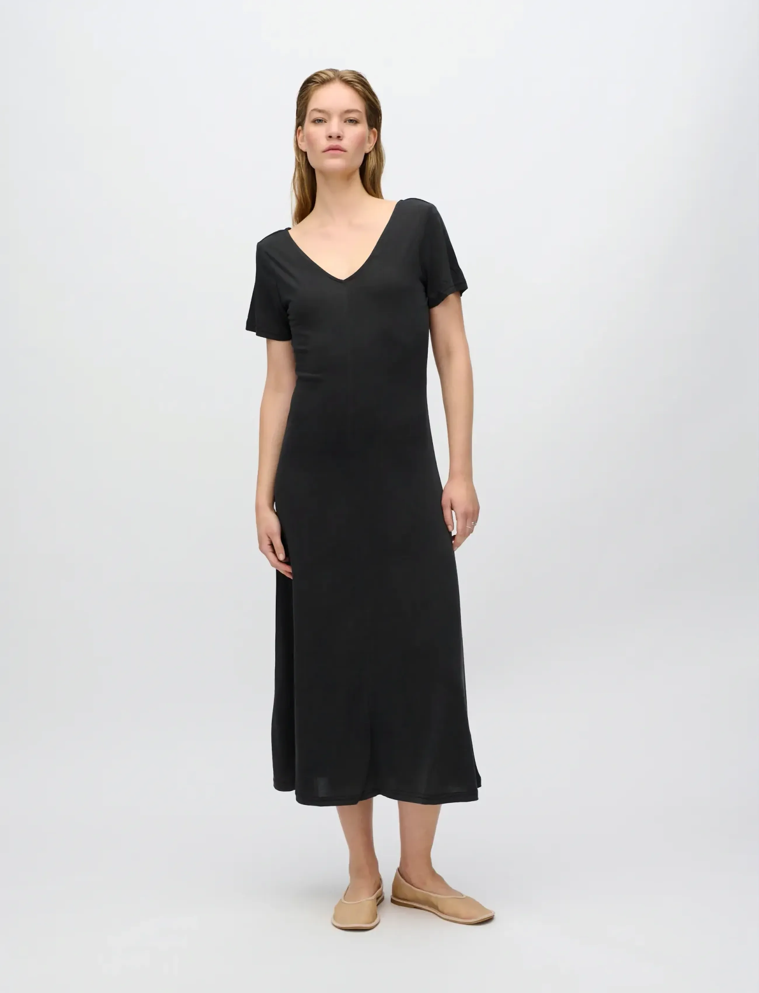 Minimum - Siah midi dress 2.0 0281 - sukienki do kolan i midi - 999 black - 2