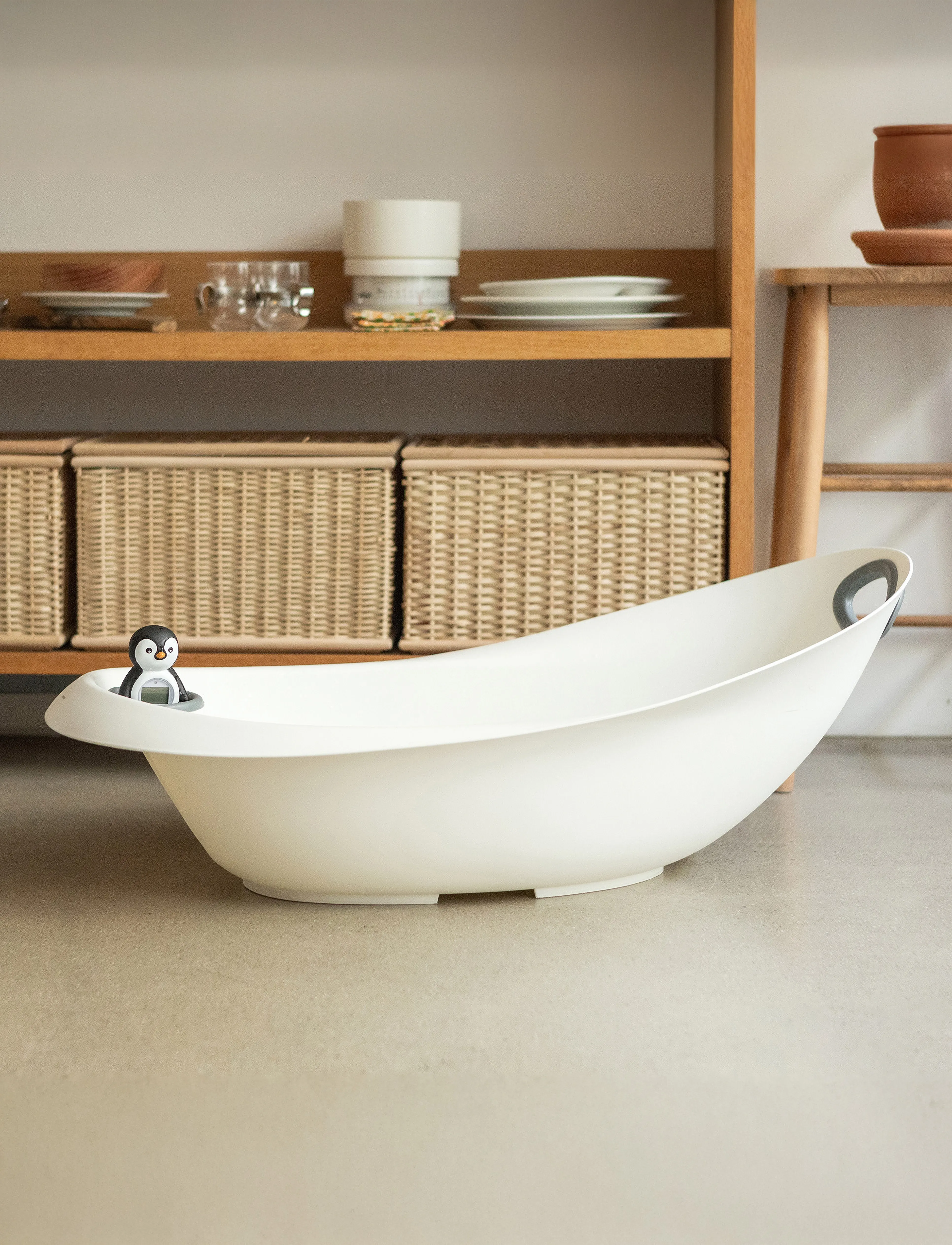 Mininor Bathtub (Anti-Bacterial), 0 M, Bath Time, Weiß - Bathtubs, Kinder