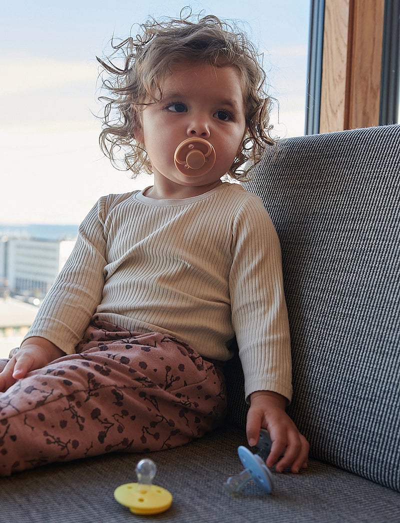 Mininor - Round Pacifier Silicone 0m Grey - schnuller - rose - 0