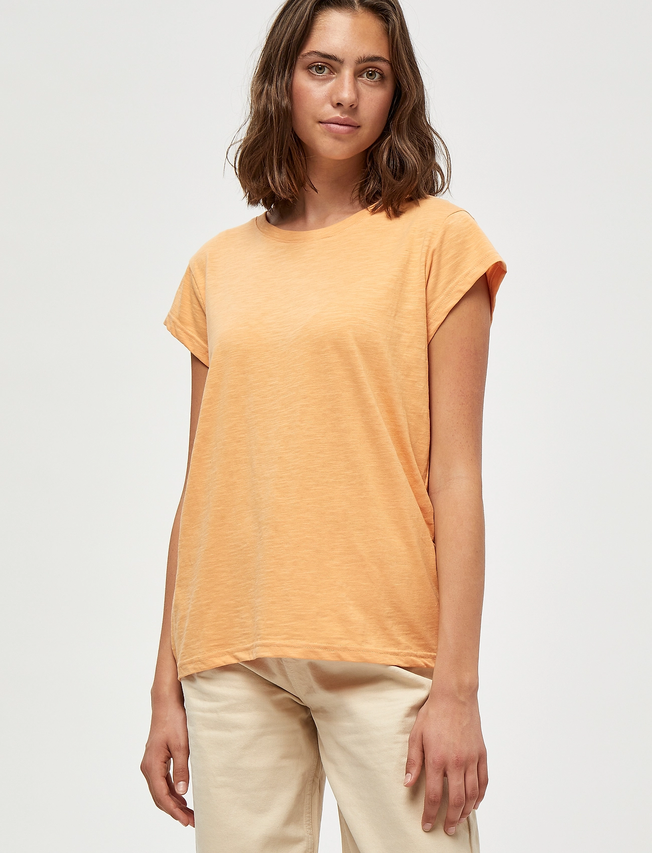 Minus - Leti T-shirt - t-shirts - apricot tan - 0