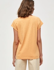 Minus - Leti T-shirt - alhaisimmat hinnat - apricot tan - 3