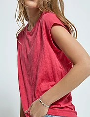 Minus - Leti T-shirt - lägsta priserna - teaberry pink - 6