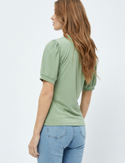 Minus - Johanna T-shirt - t-shirts - basil green - 3