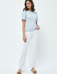 Minus - Johanna T-shirt - laveste priser - ibiza blue - 4