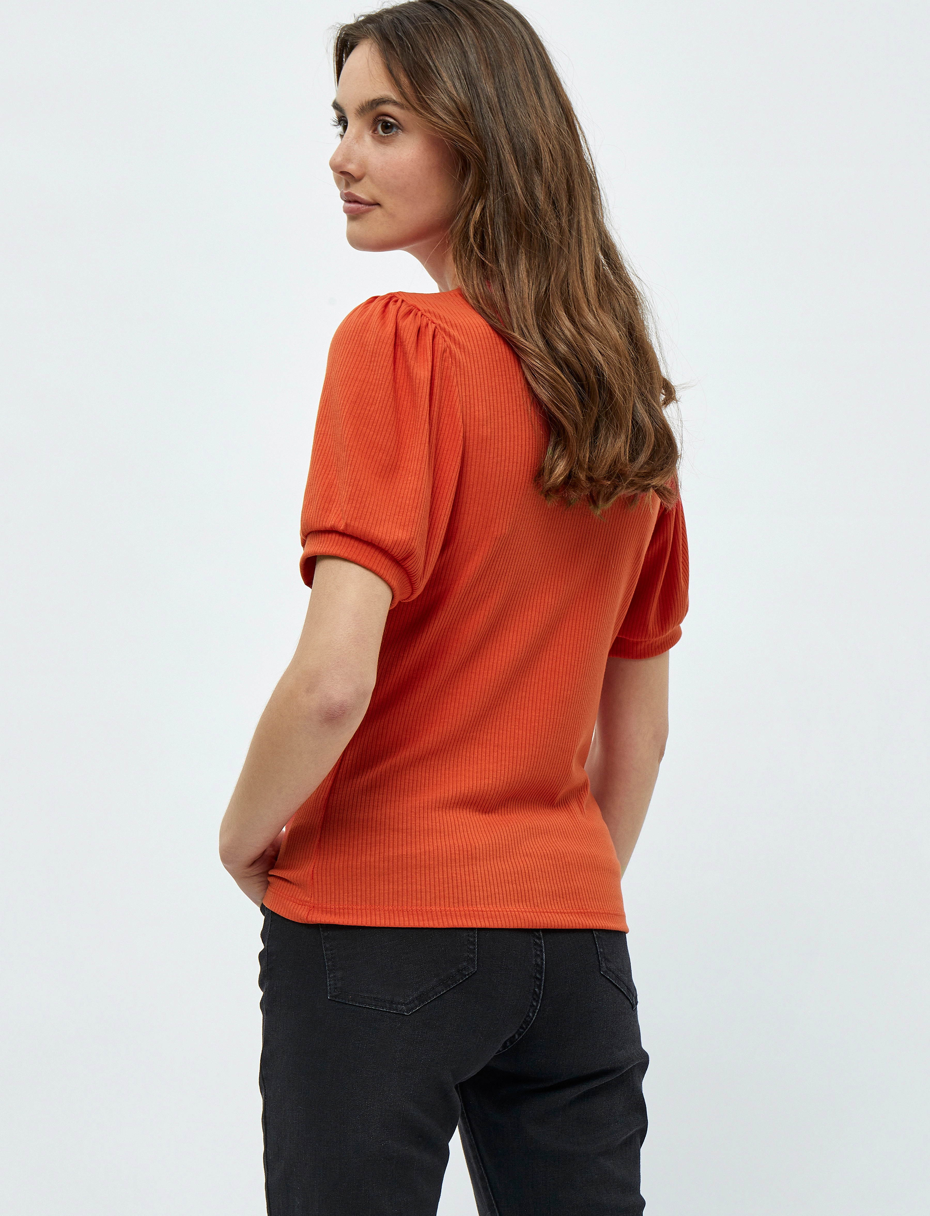 Minus - Johanna T-shirt - t-shirts - lipstick red - 3