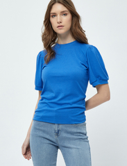 Minus - Johanna T-shirt - zemākās cenas - regatta blue - 2